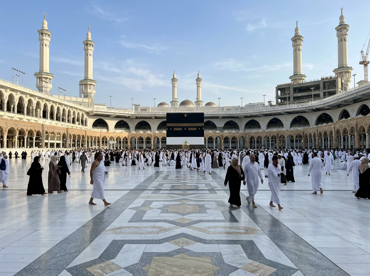 Grand Mosque courtyard walkway with no visible birds or droppings, illustrating the claim vs. reality.